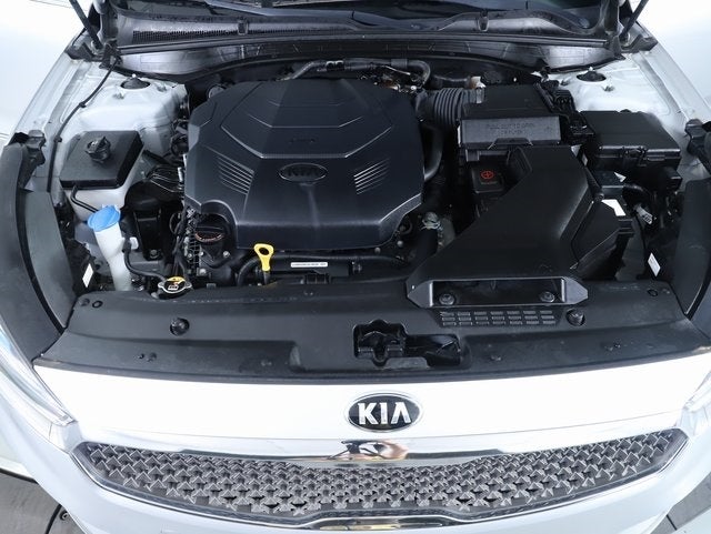 2017 Kia Cadenza Premium